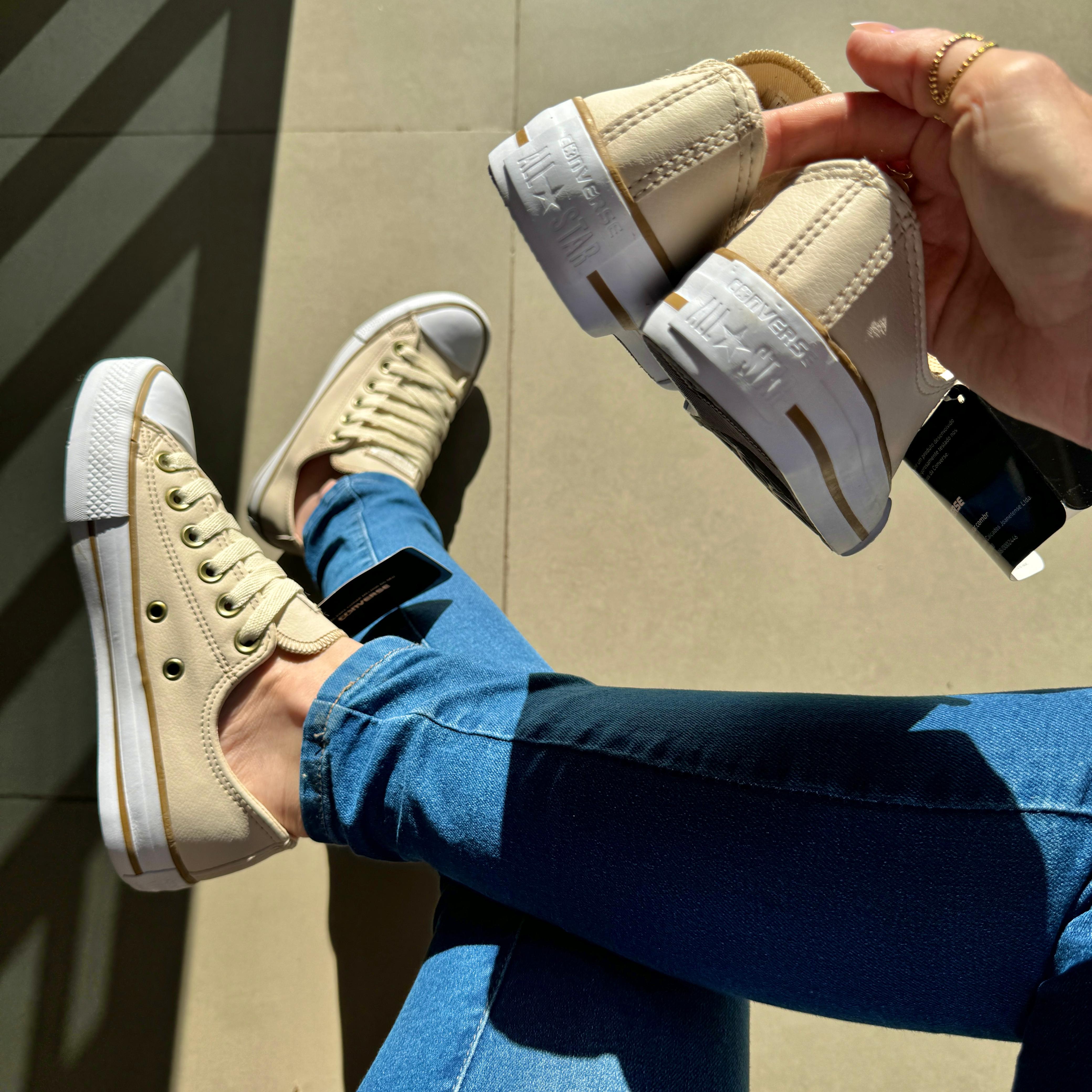 Tênis All Star Areia Courino Premium