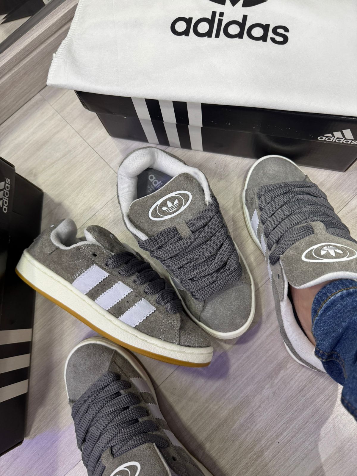 Tênis Campus 00s Grafite