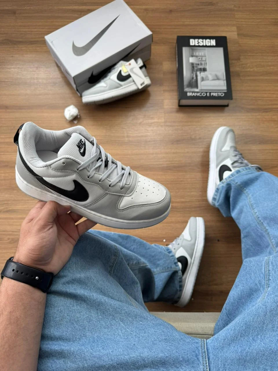 Tenis NK Court Borough Cinza Branco