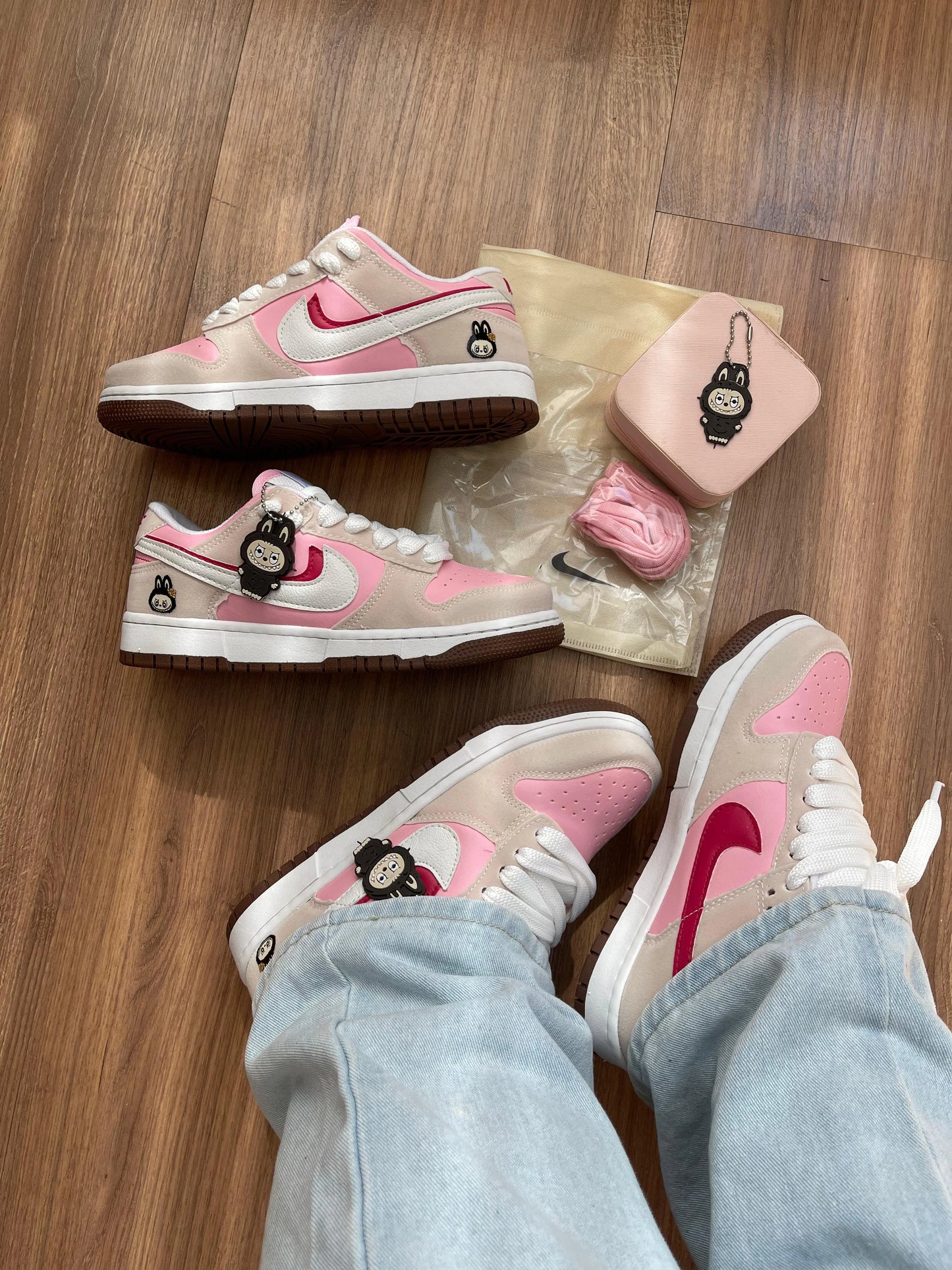Tênis NK SB Dunk Low LABUBU Rosa