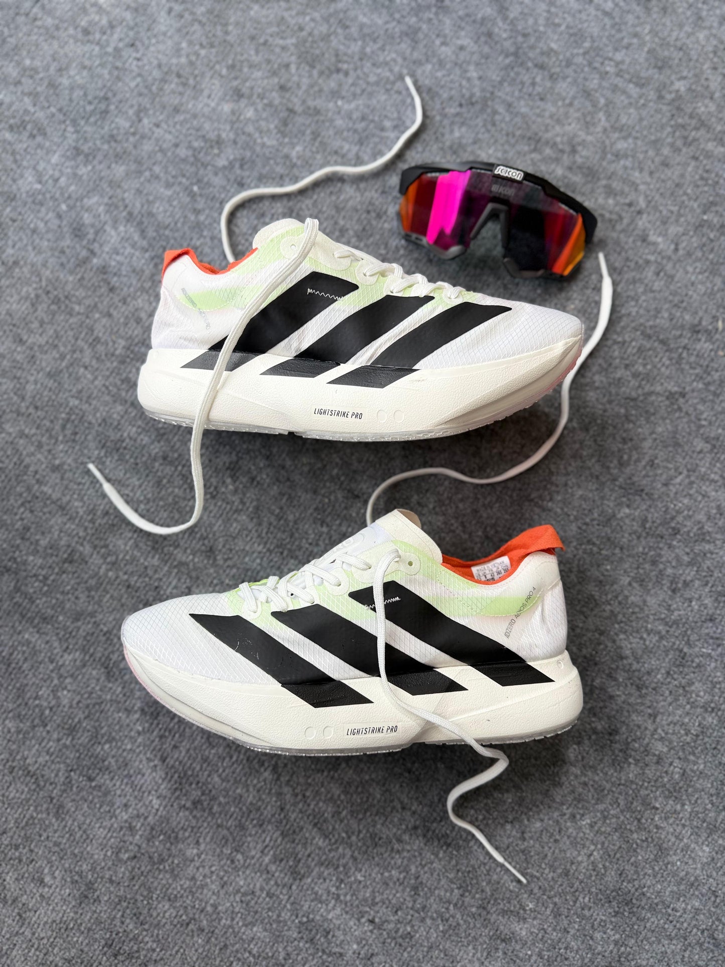 Adizero Adios pro 4 Branco/Preto/Laranja