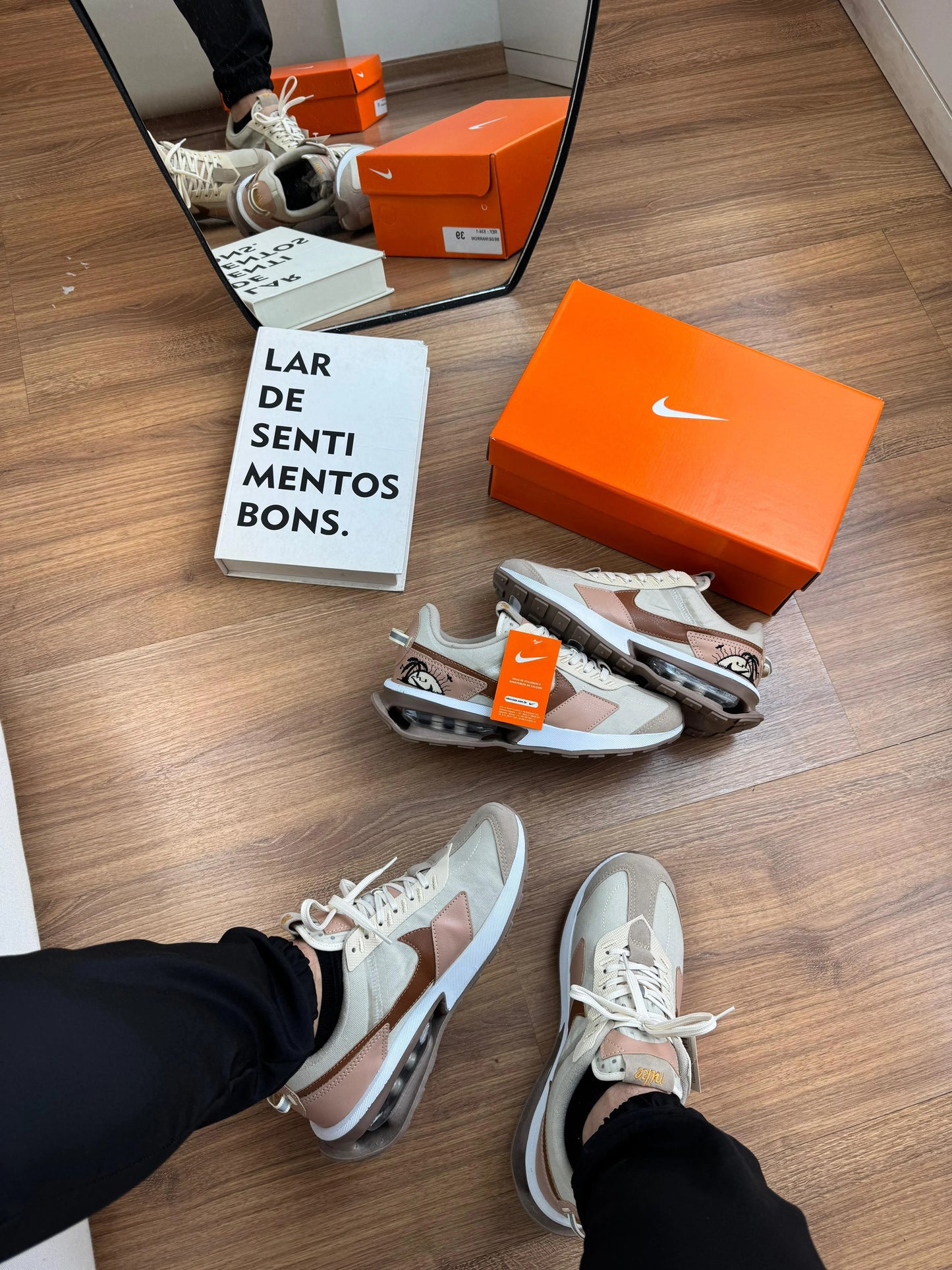 Tenis NK Air Max - Bege Marrom