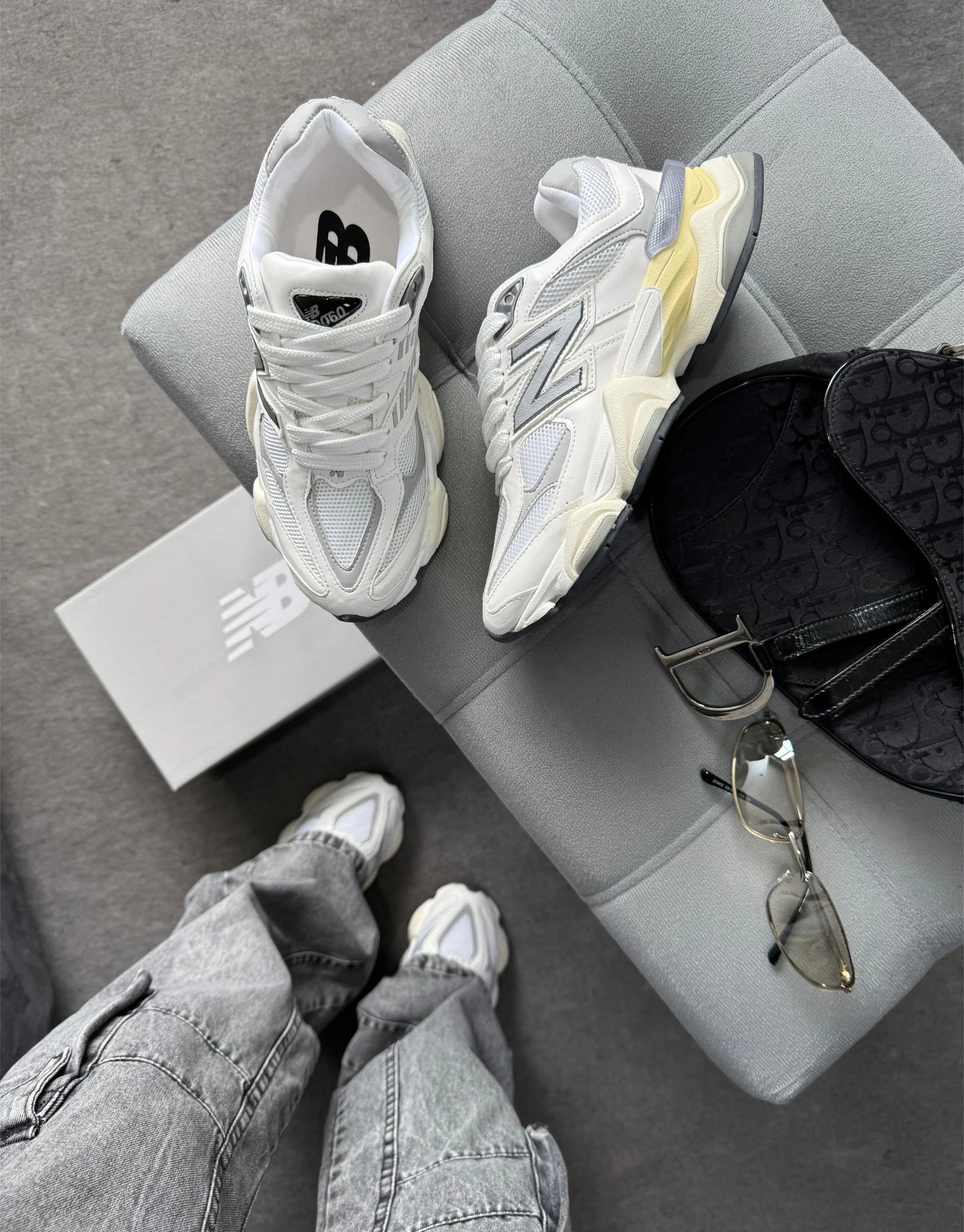 Tenis New 9060 Couro - Branco Cinza