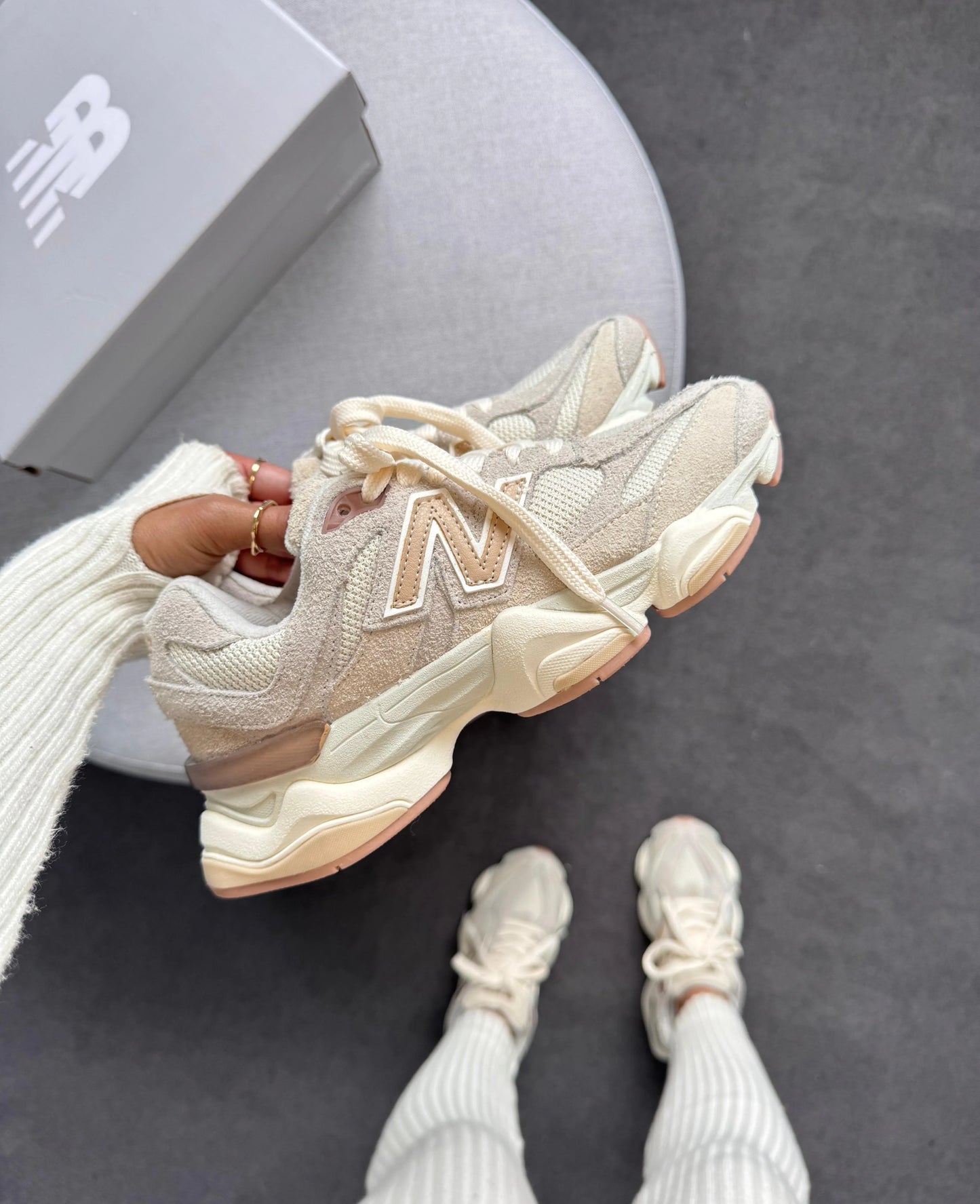 Tenis New 9060 Couro - Salmao Clean