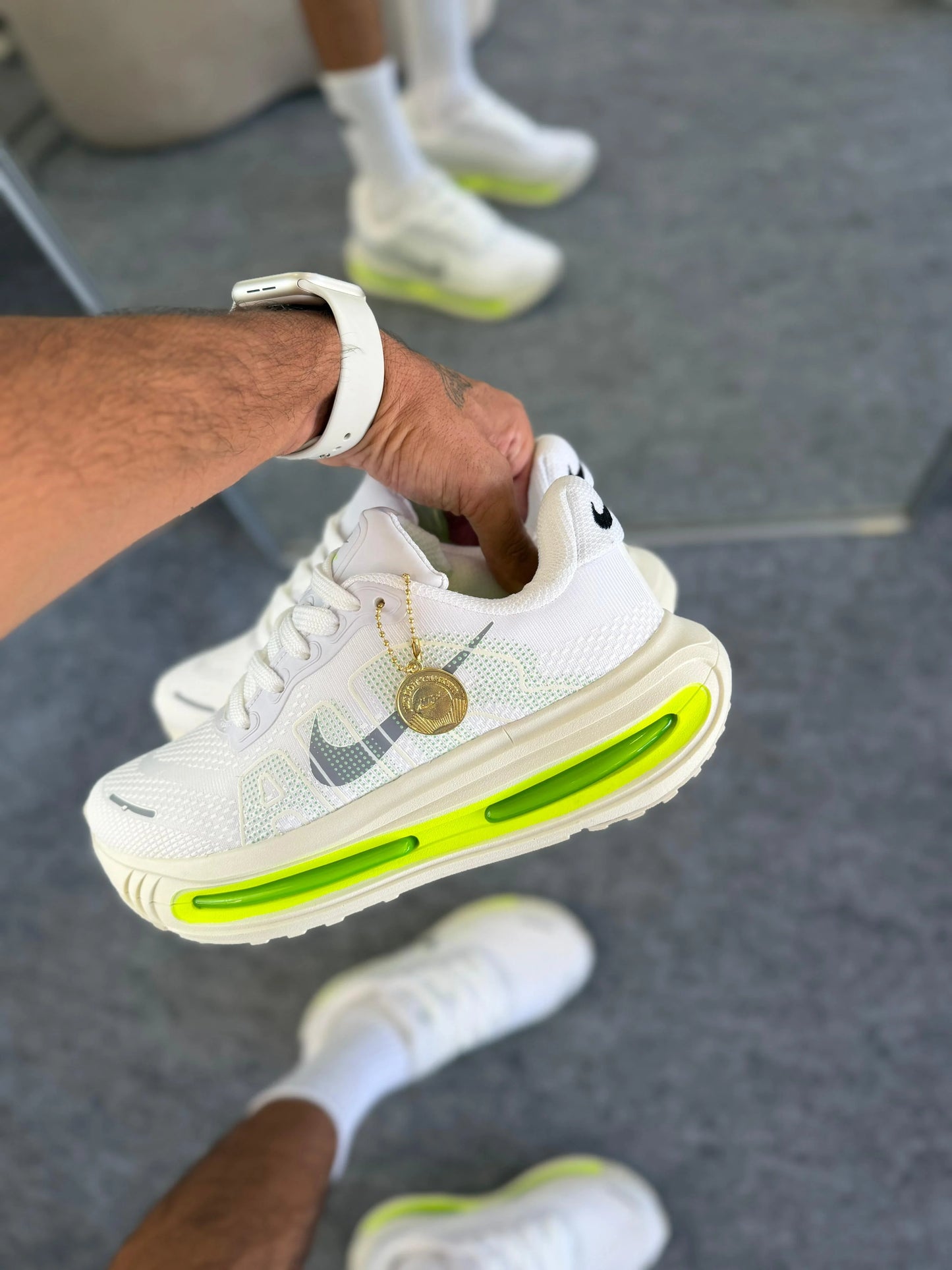 Tenis NK Vomero Premium - Branco Verde