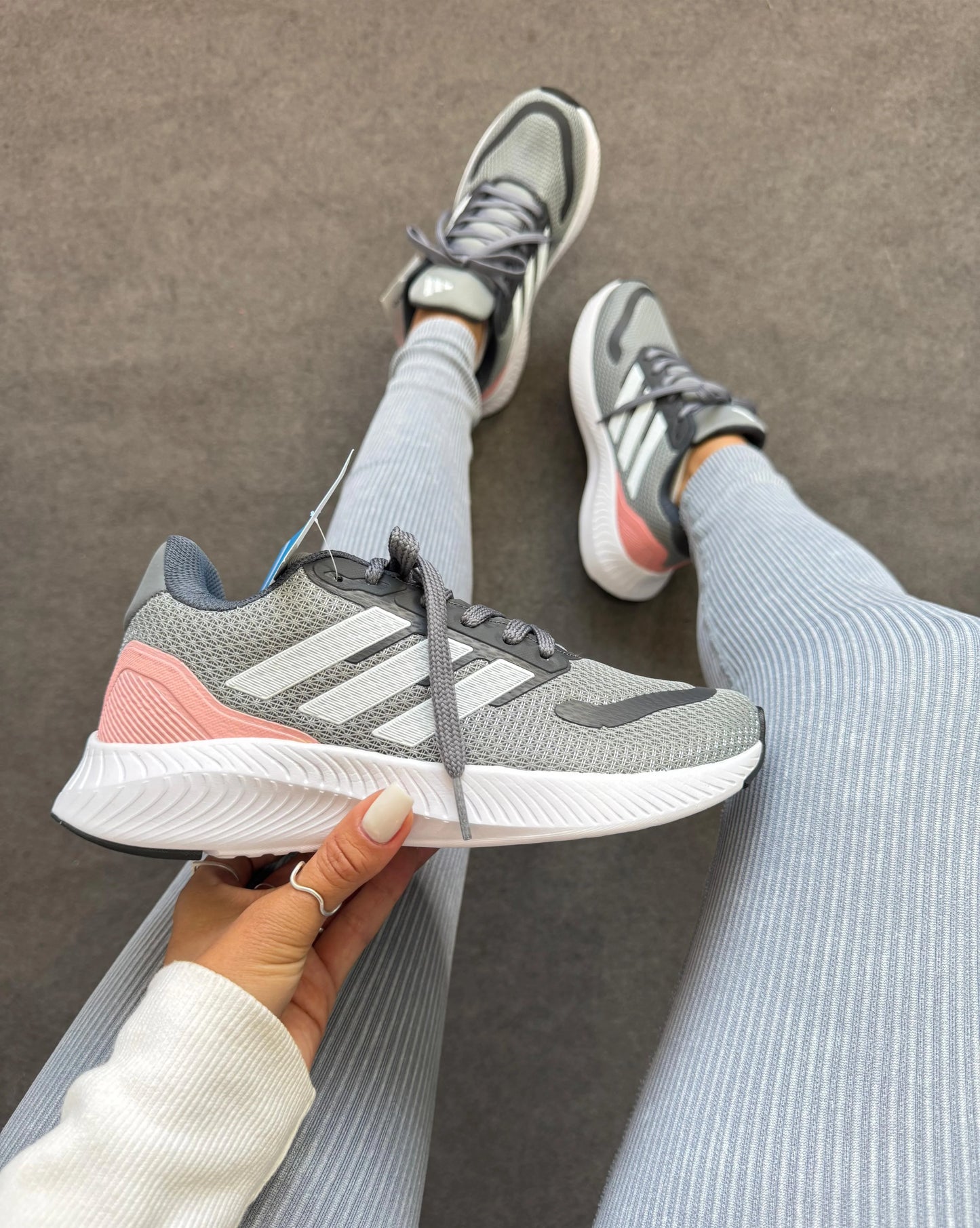 Tênis AD Run Falcon 05 Grafite/Branco/Rosa