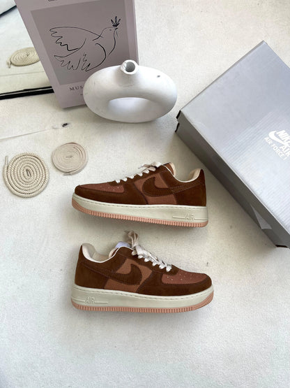 Tenis NK Air force 1 Marrom