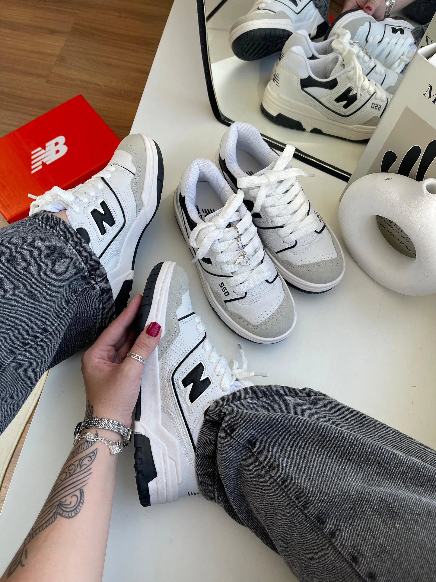 Tenis NB 550 Branco Preto