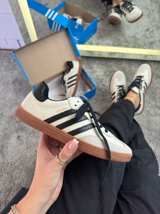 Tênis Samba OG Core Black Couro