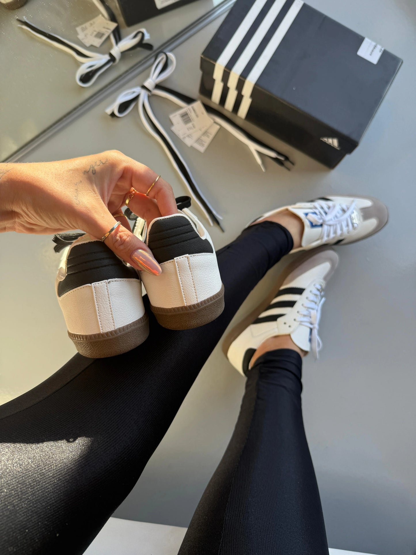 Tenis Samba OG Solado Marrom