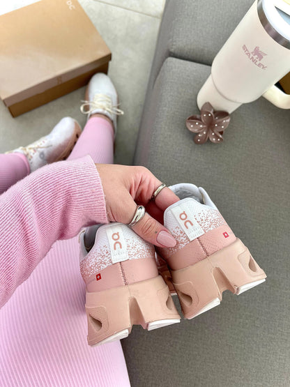 Tenis On CloudSurfer Off Nude