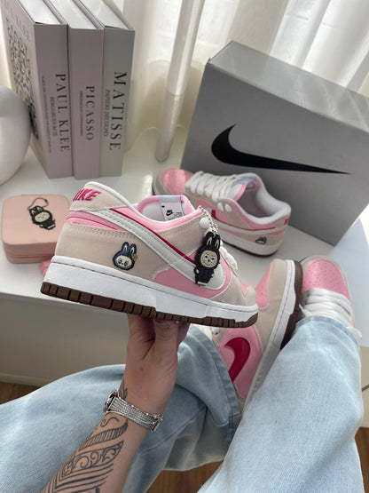 Tênis NK SB Dunk Low LABUBU Rosa