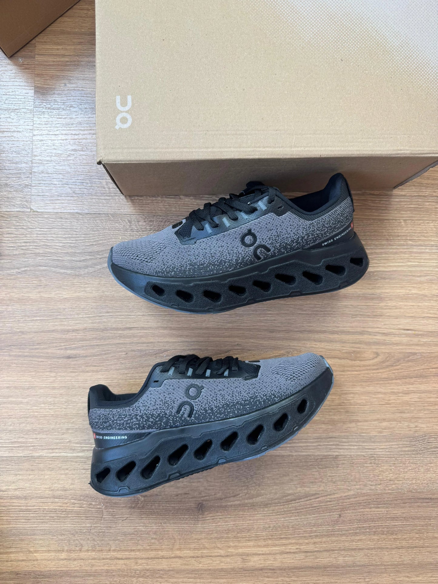 Tenis On Cloudsurfer 7 Grafite Preto