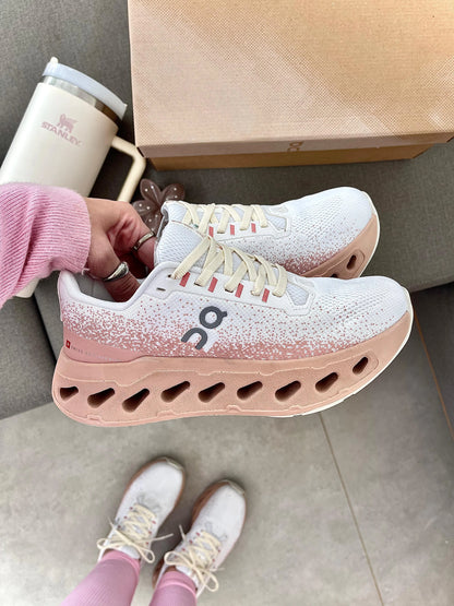 Tenis On CloudSurfer Off Nude