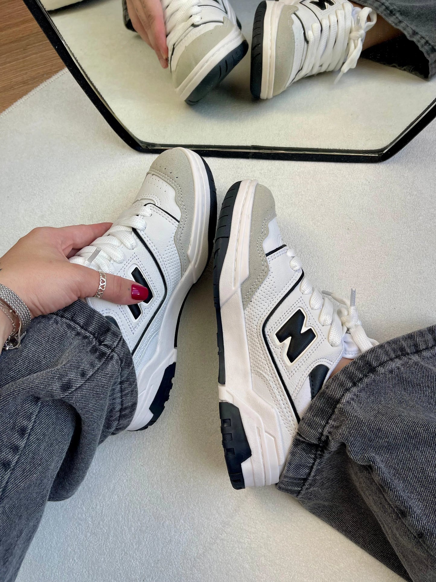 Tenis NB 550 Branco Preto