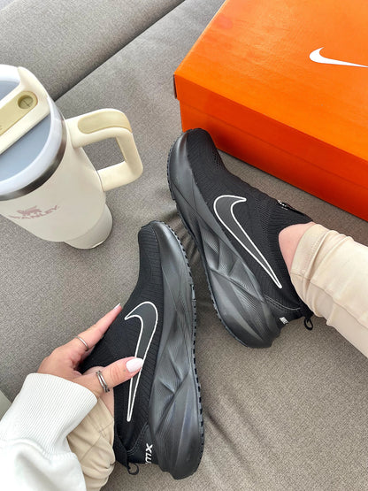 Tenis NK Zoom X Meia Knit Preto