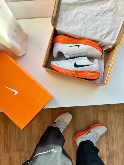 Tenis Air Zoom Cinza Laranja