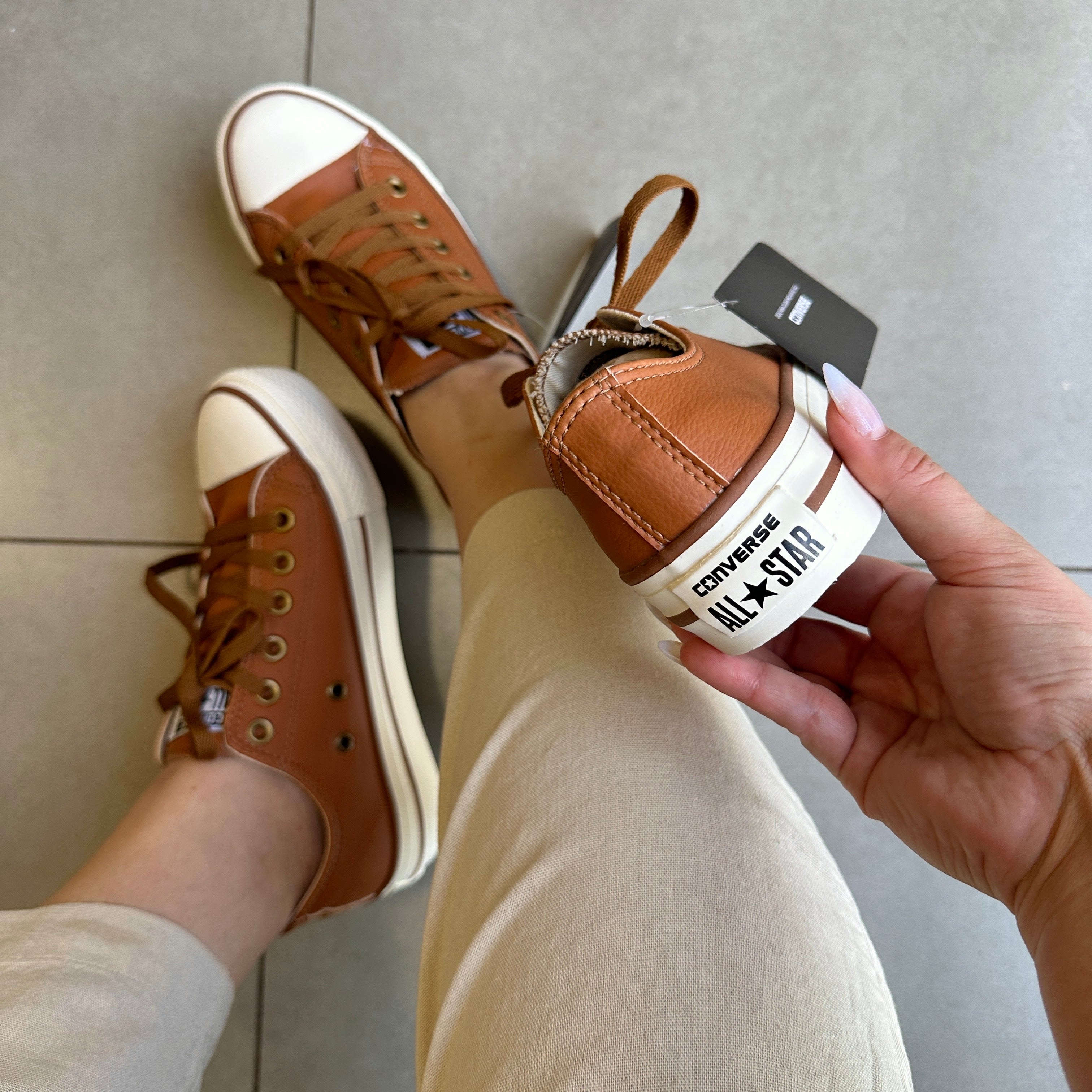Tênis All Star Caramelo Off White Plataforma