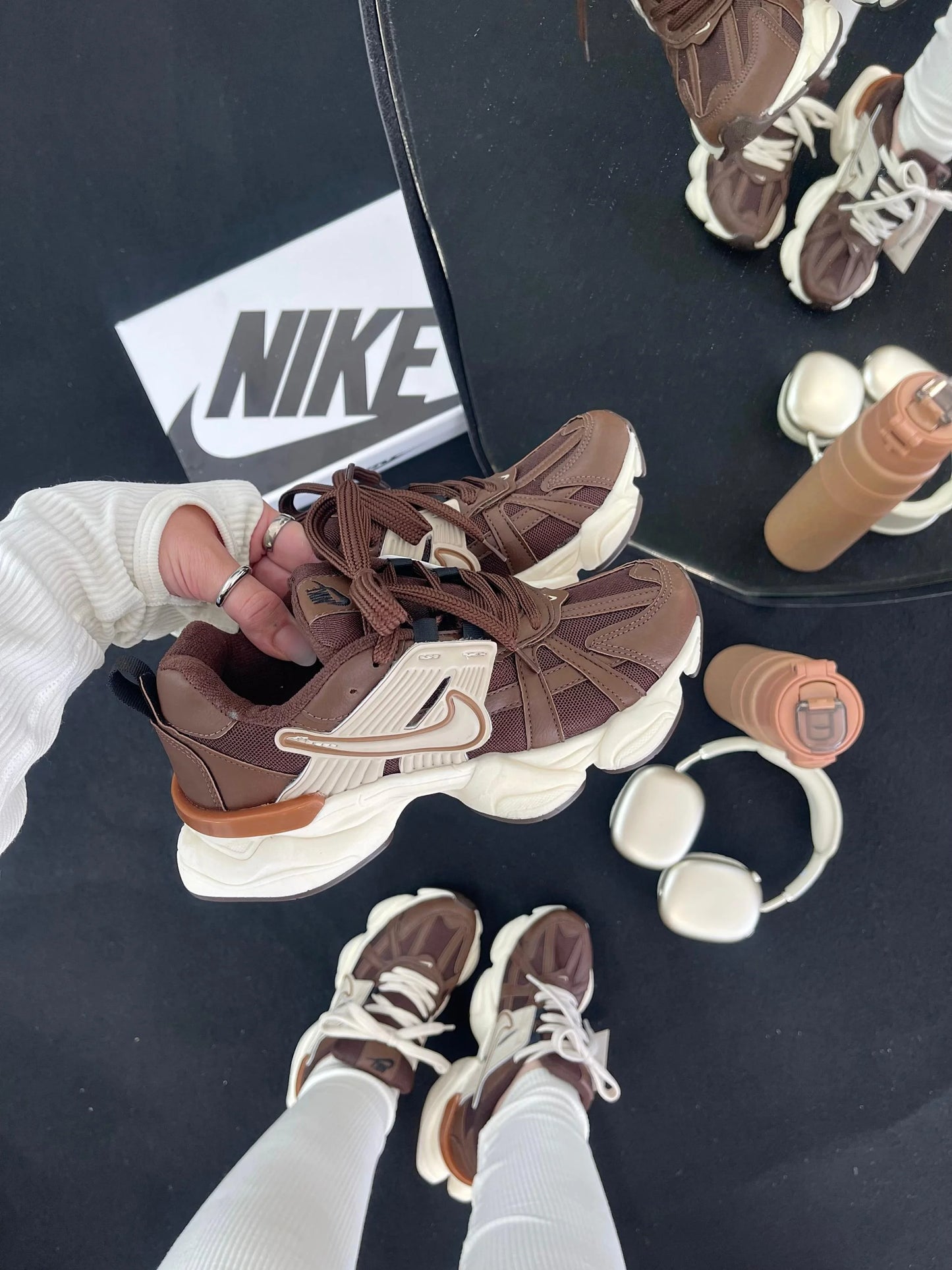 Tênis NK V2K Run Coffe