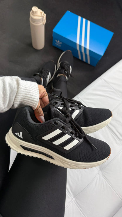Tenis AD A-Boost Advanced - Preto Branco