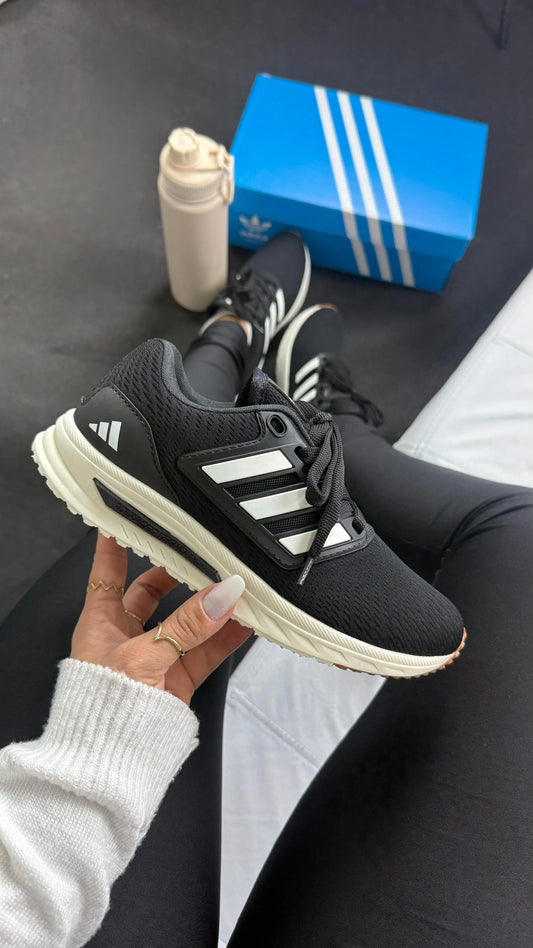 Tenis AD A-Boost Advanced - Preto Branco
