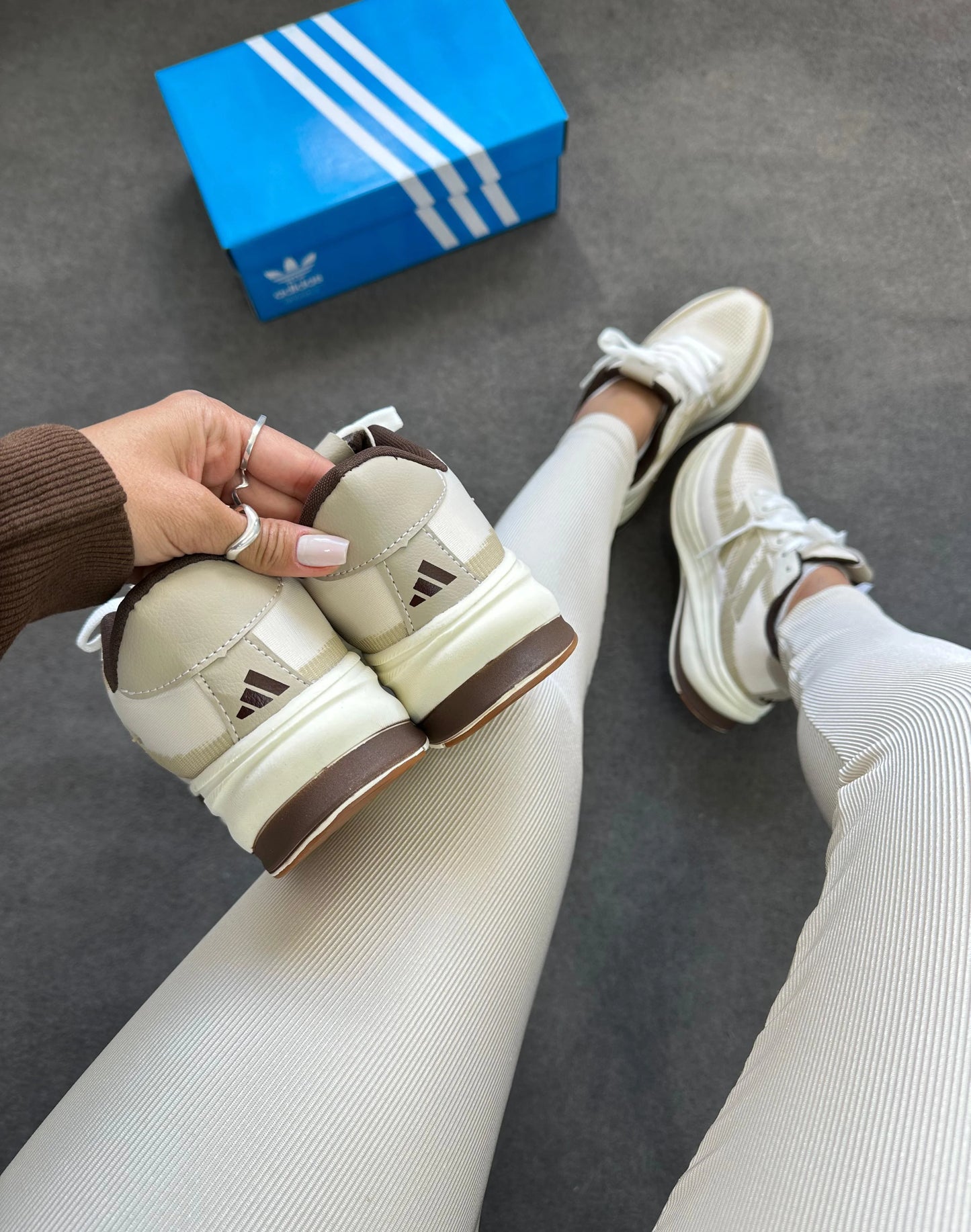 Tenis AD Supernova - Branco White Bege