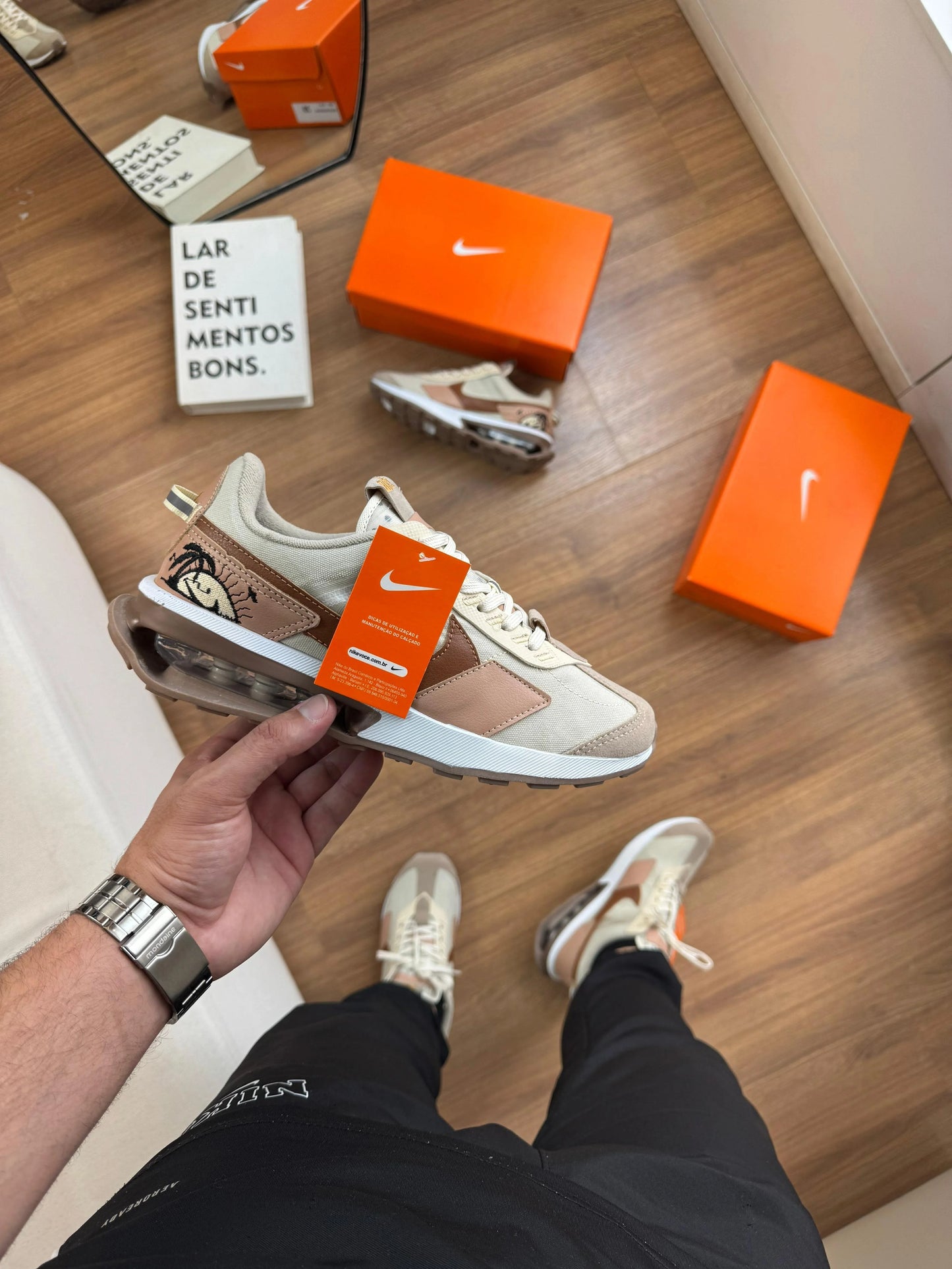 Tenis NK Air Max - Bege Marrom