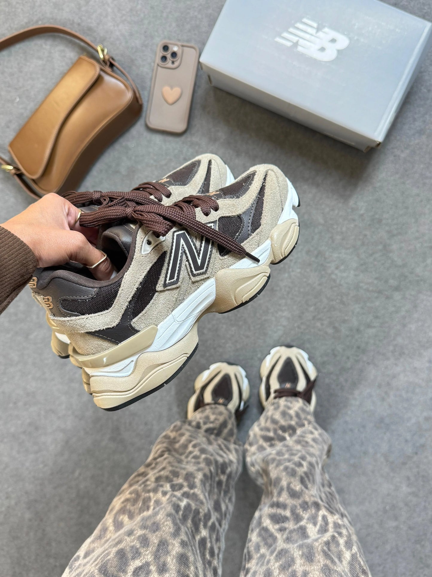 Tenis New 9060 Couro - Castor Chocolate