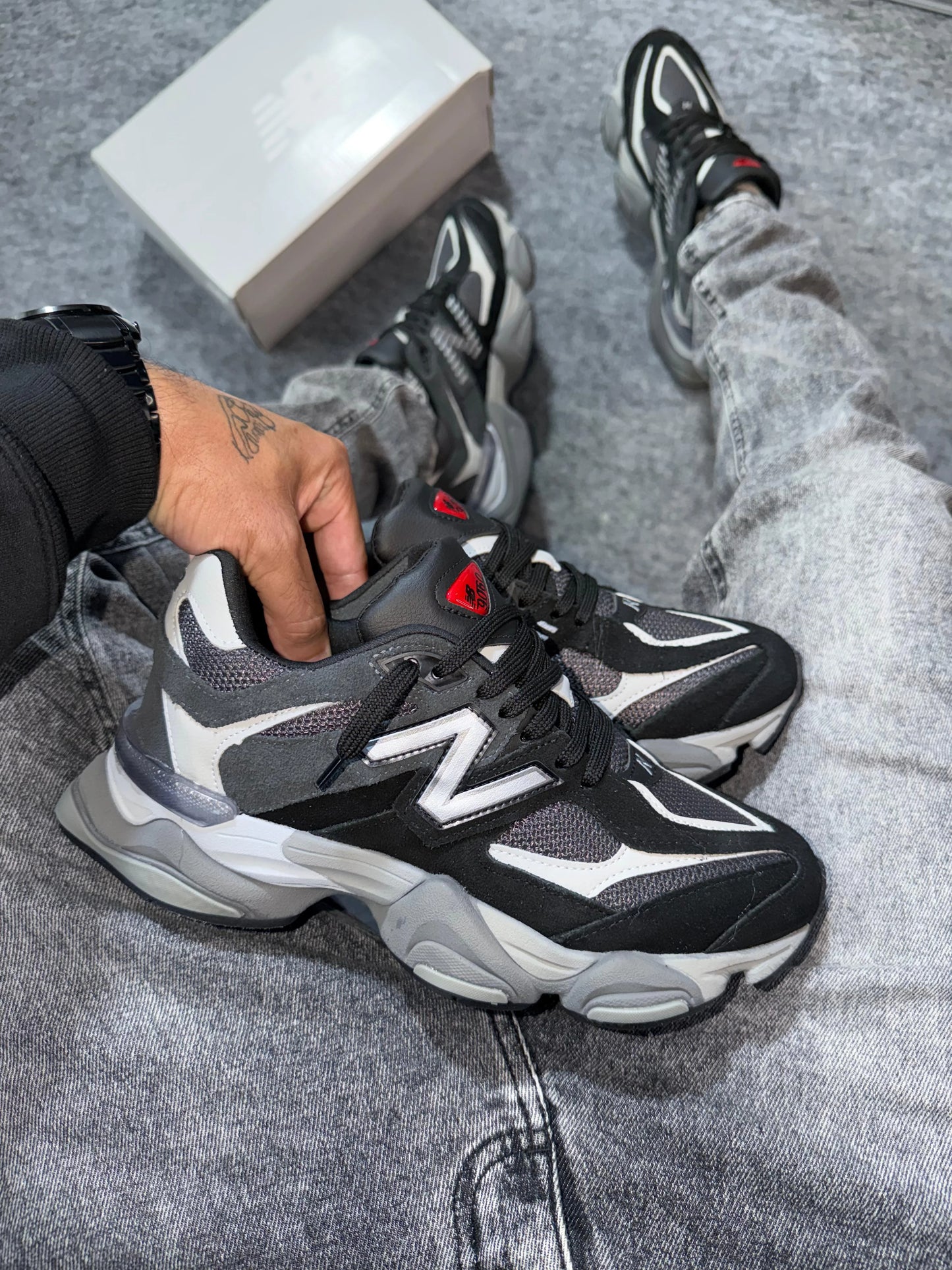 Tenis New 9060 Couro - Preto Cinza