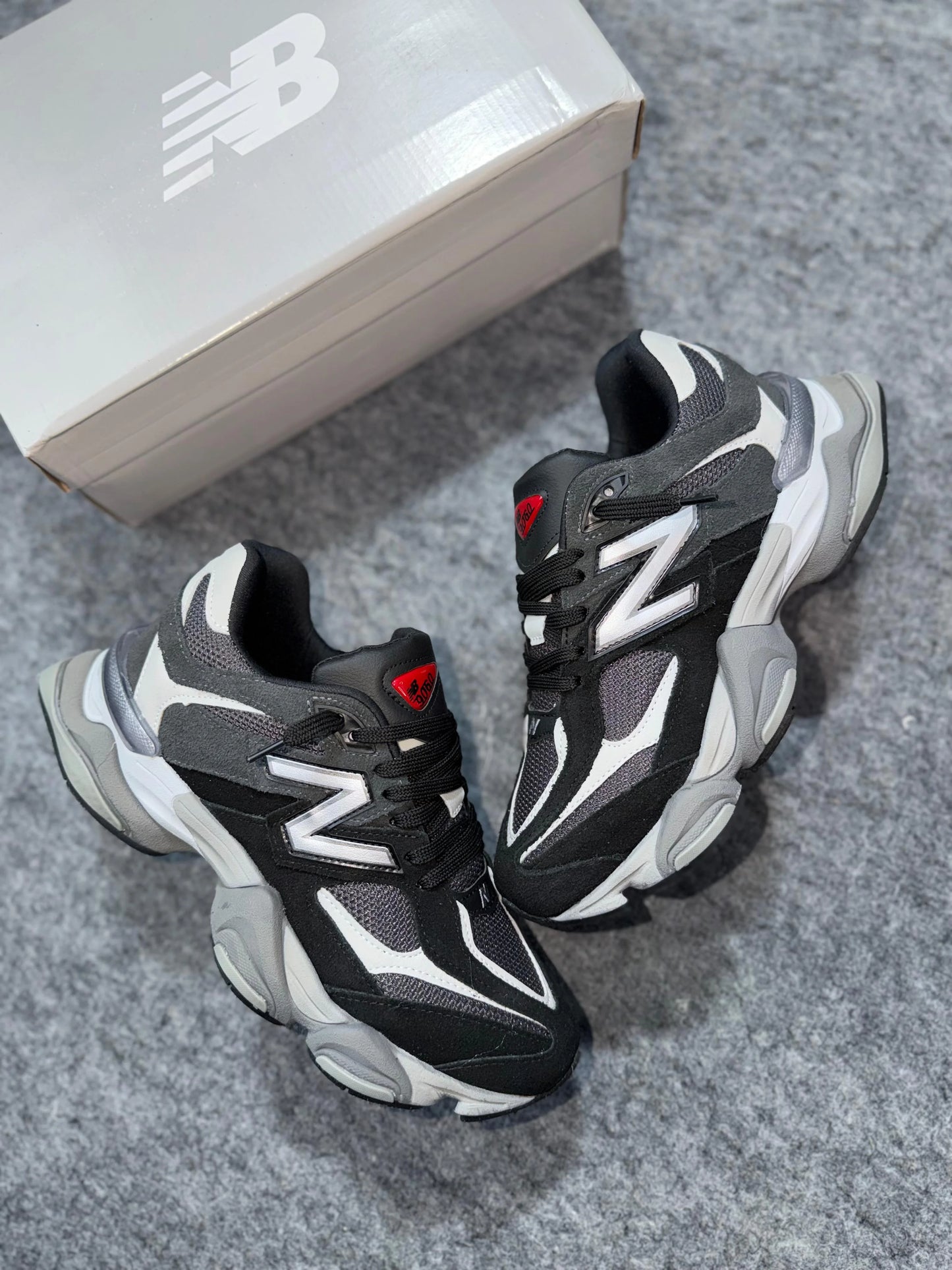 Tenis New 9060 Couro - Preto Cinza