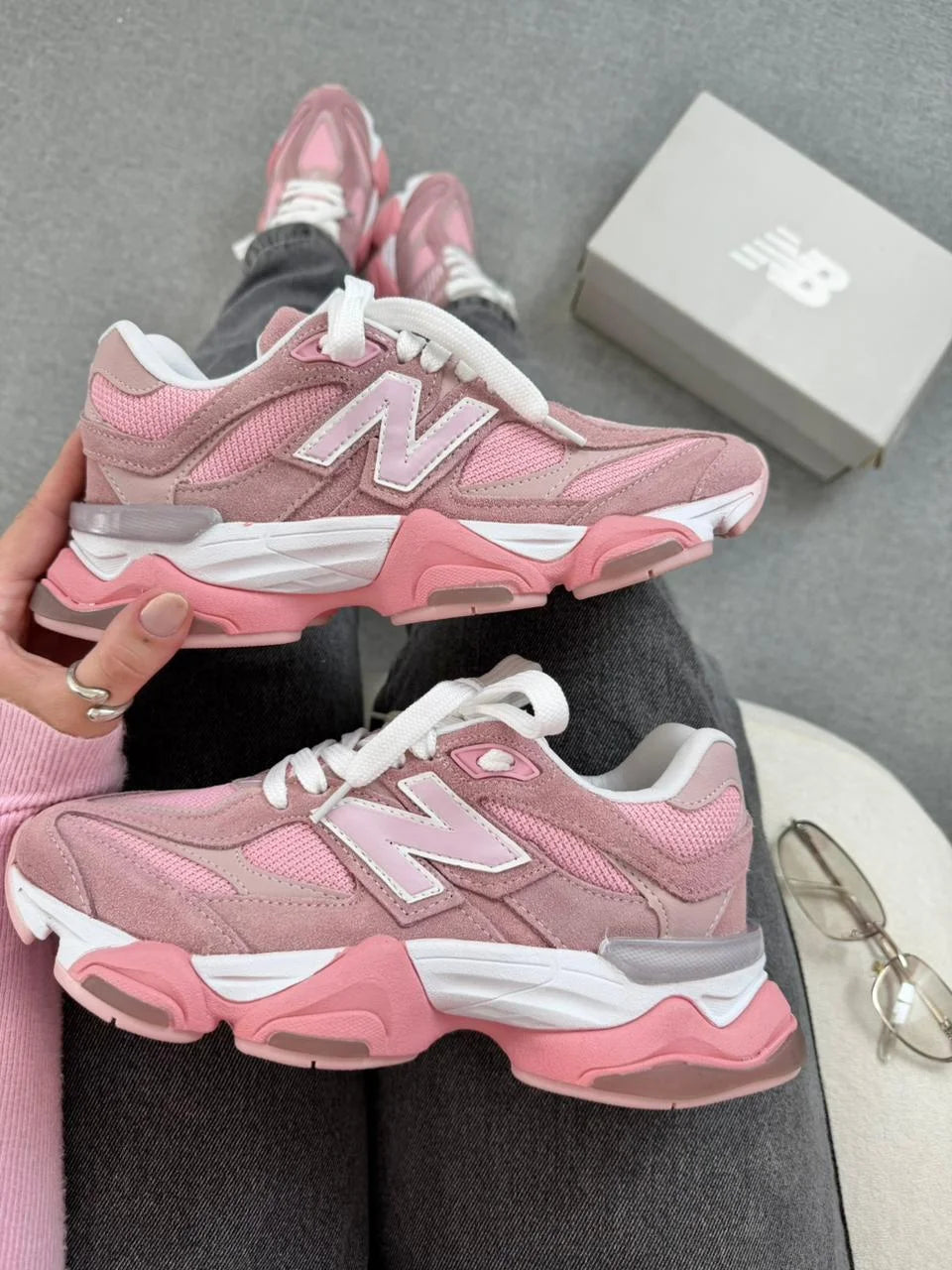 Tenis New 9060 Couro - Rosa BB