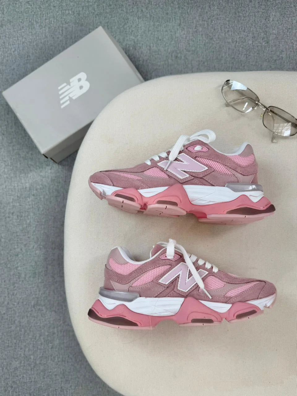 Tenis New 9060 Couro - Rosa BB