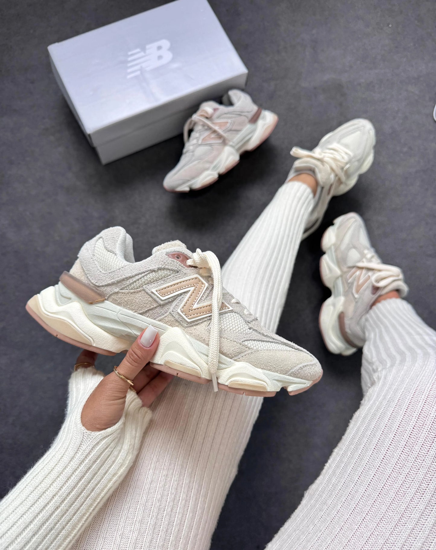 Tenis New 9060 Couro - Salmao Clean