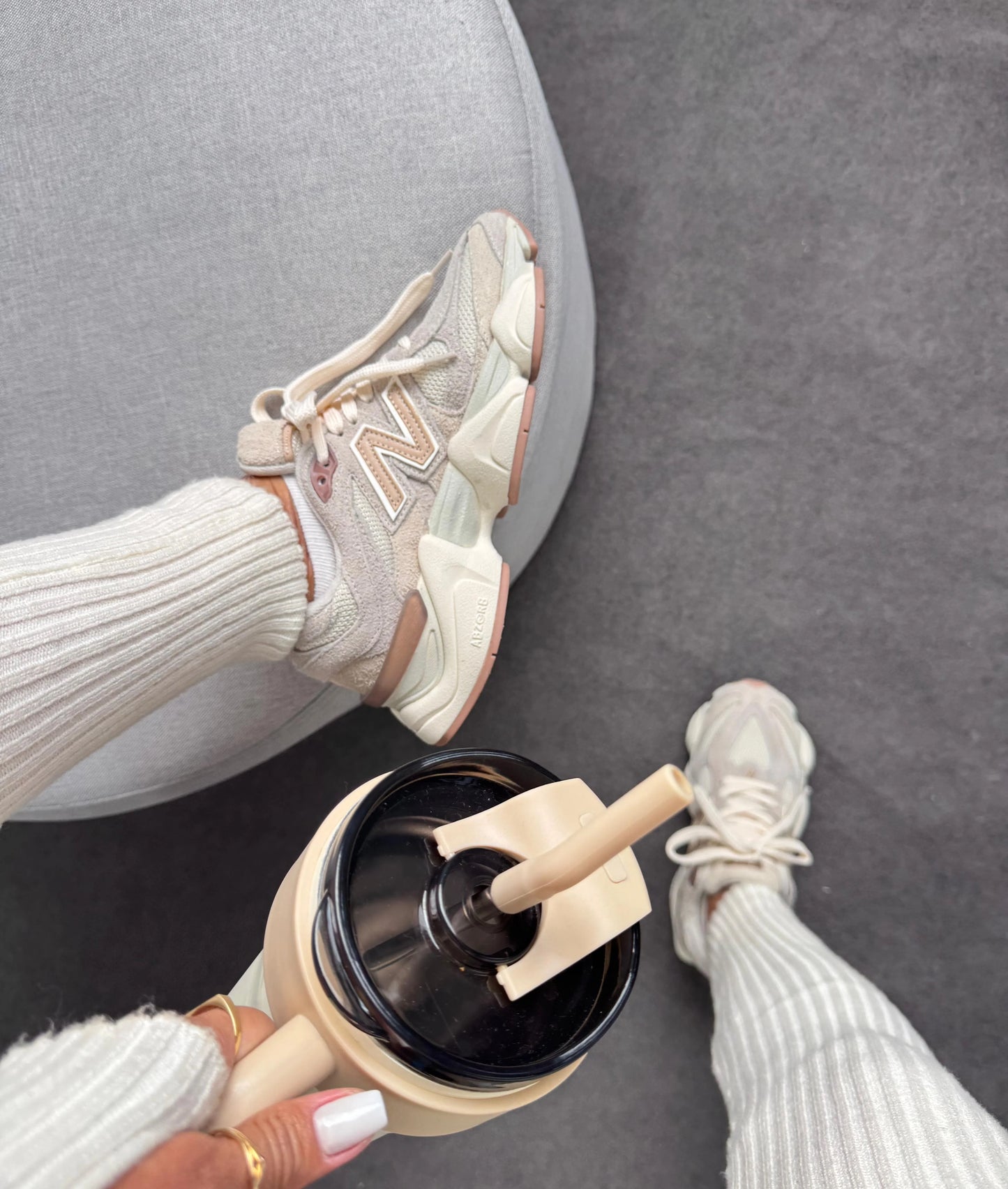 Tenis New 9060 Couro - Salmao Clean