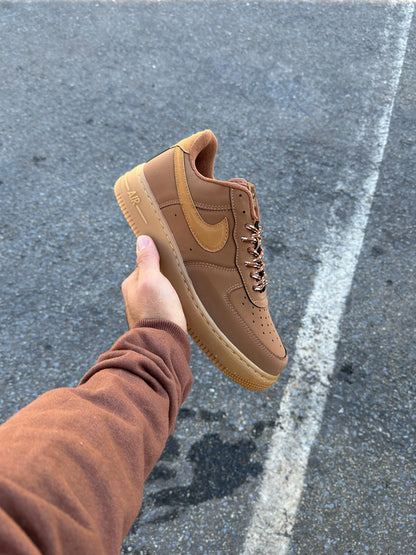 Tenis NK Air F1 - Caramelo