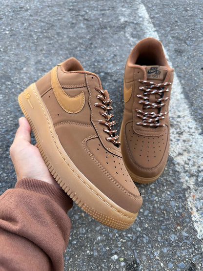 Tenis NK Air F1 - Caramelo