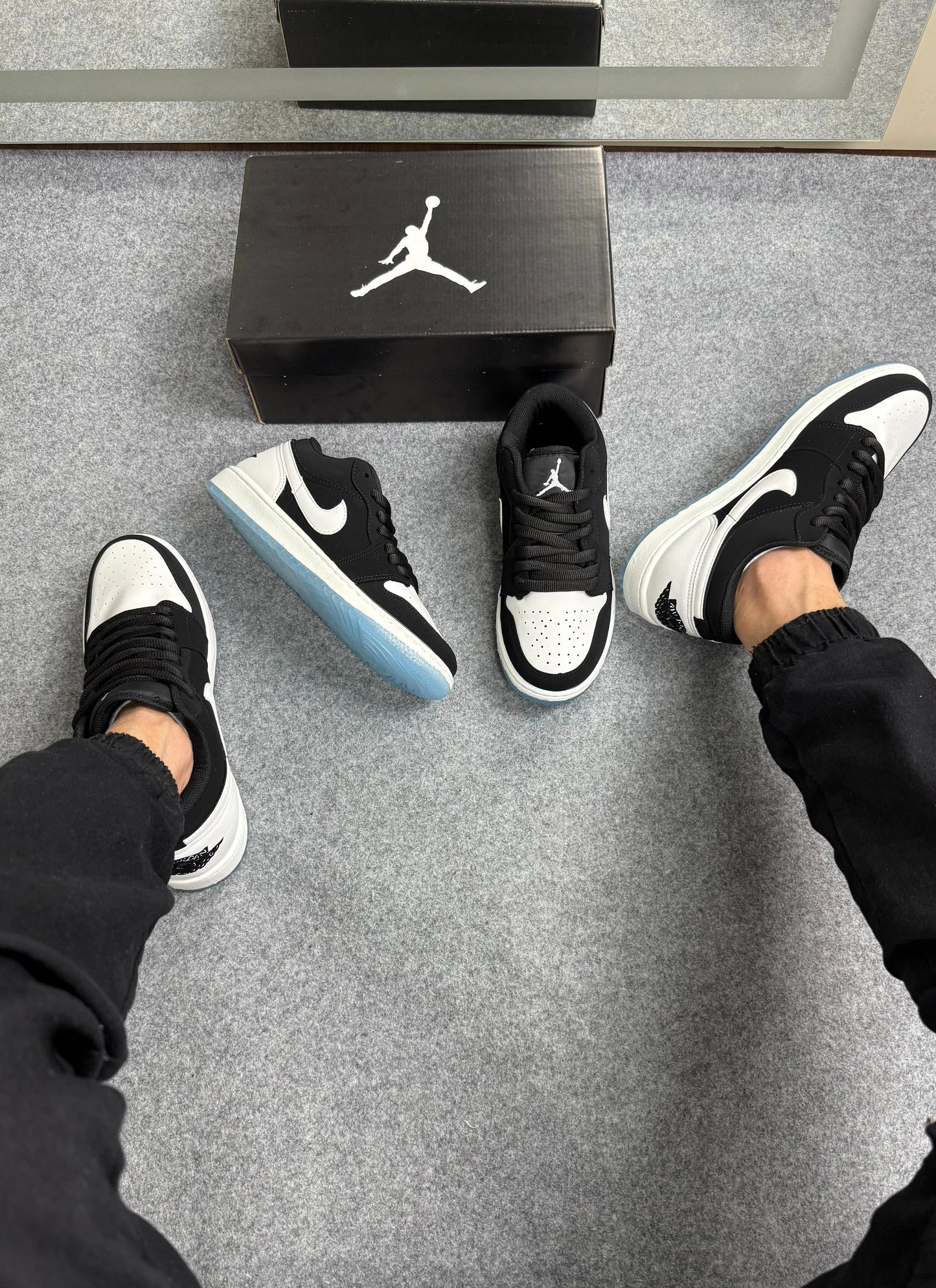Tenis NK Air J Low - Preto Branco