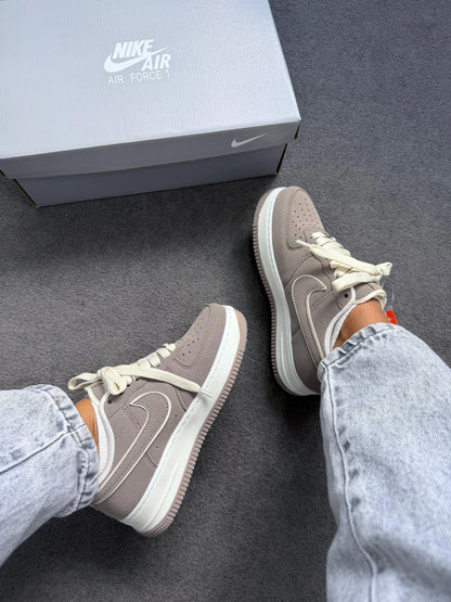 Tenis NK Air Luxo - White Antilope