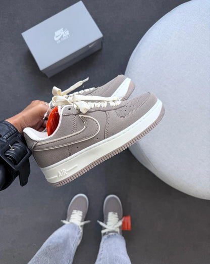 Tenis NK Air Luxo - White Antilope