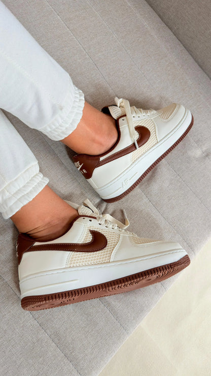 Tenis NK Air F - Off Castanho