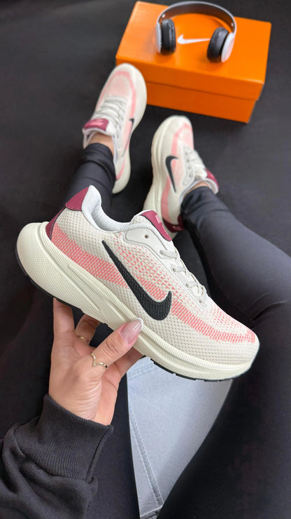Tenis NK Flay - Branco Goiaba