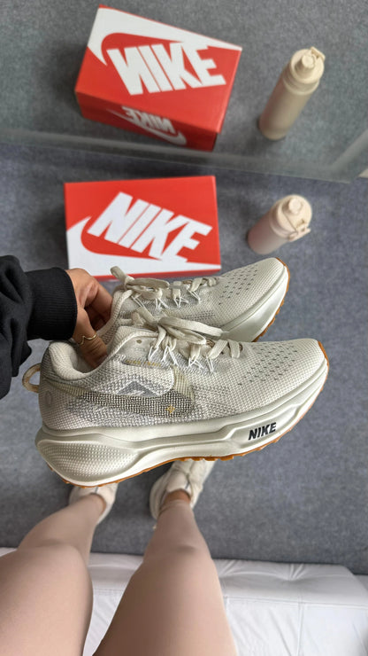 Tenis NK Pegasus Trail - Bege