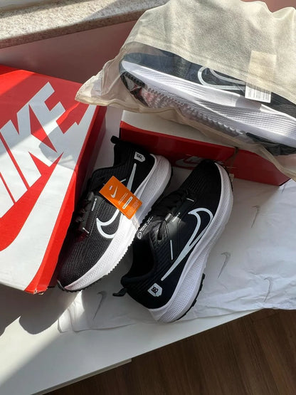 Tenis NK Pegasus 40 - Preto Branco