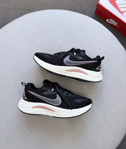 Tenis NK Running EST - Preto Nude