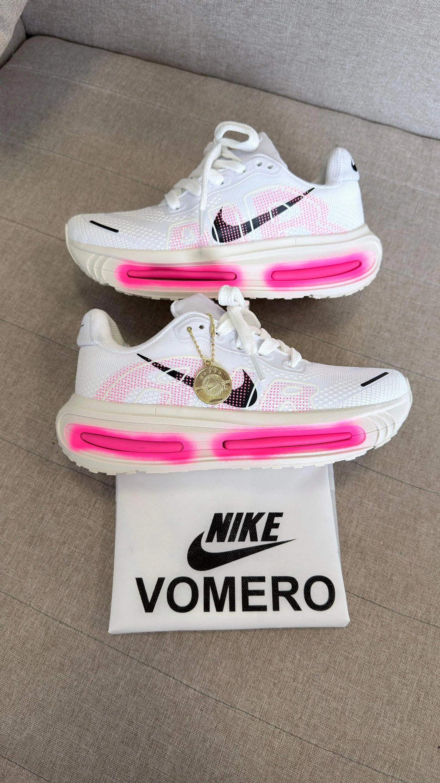 Tenis NK Vomero Premium - Branco Rosa