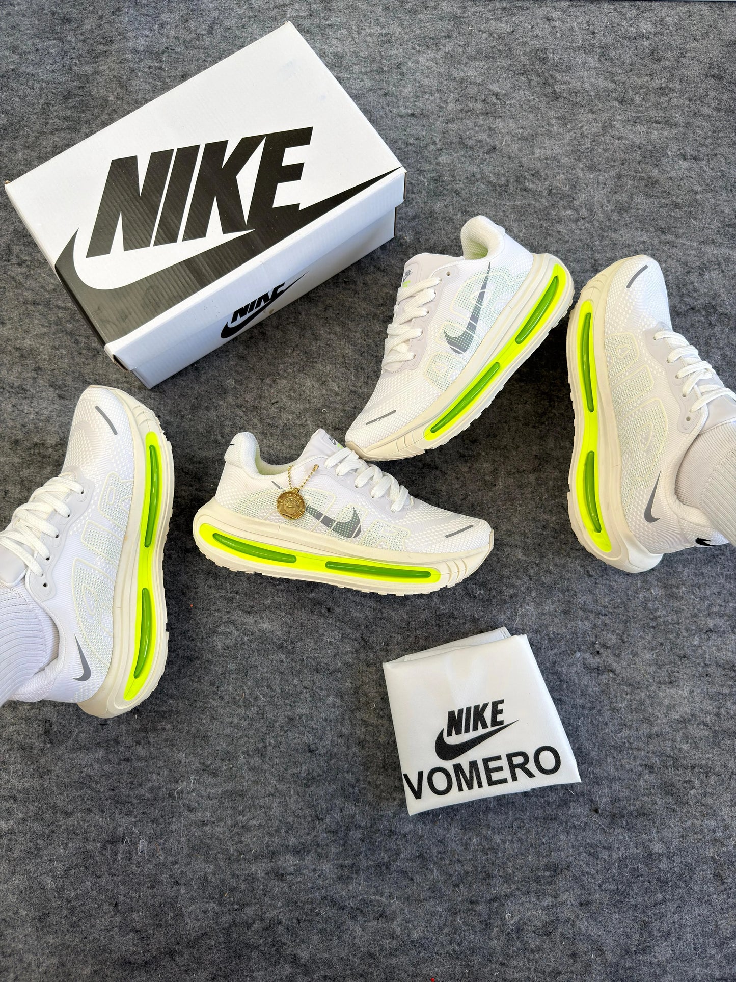 Tenis NK Vomero Premium - Branco Verde