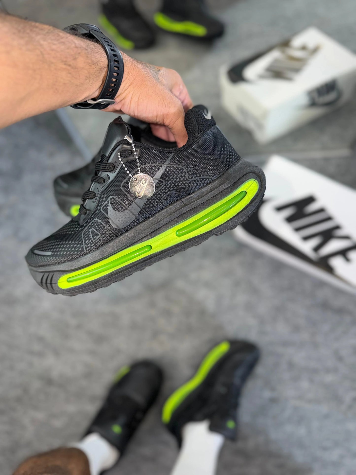 Tenis NK Vomero Premium - Preto Verde