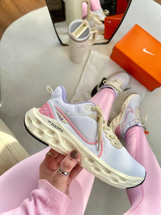 Tenis NK Zoom Flyknit - Branco Rosa