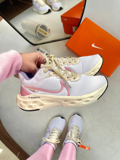 Tenis NK Zoom Flyknit - Branco Rosa