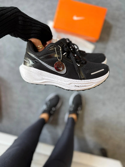 Tenis NK Zoom Pegasus - Preto